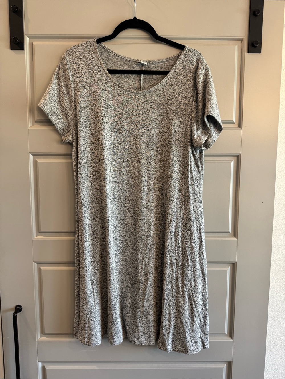 Old Navy Heathered Light Gray Short Sleeve Dress